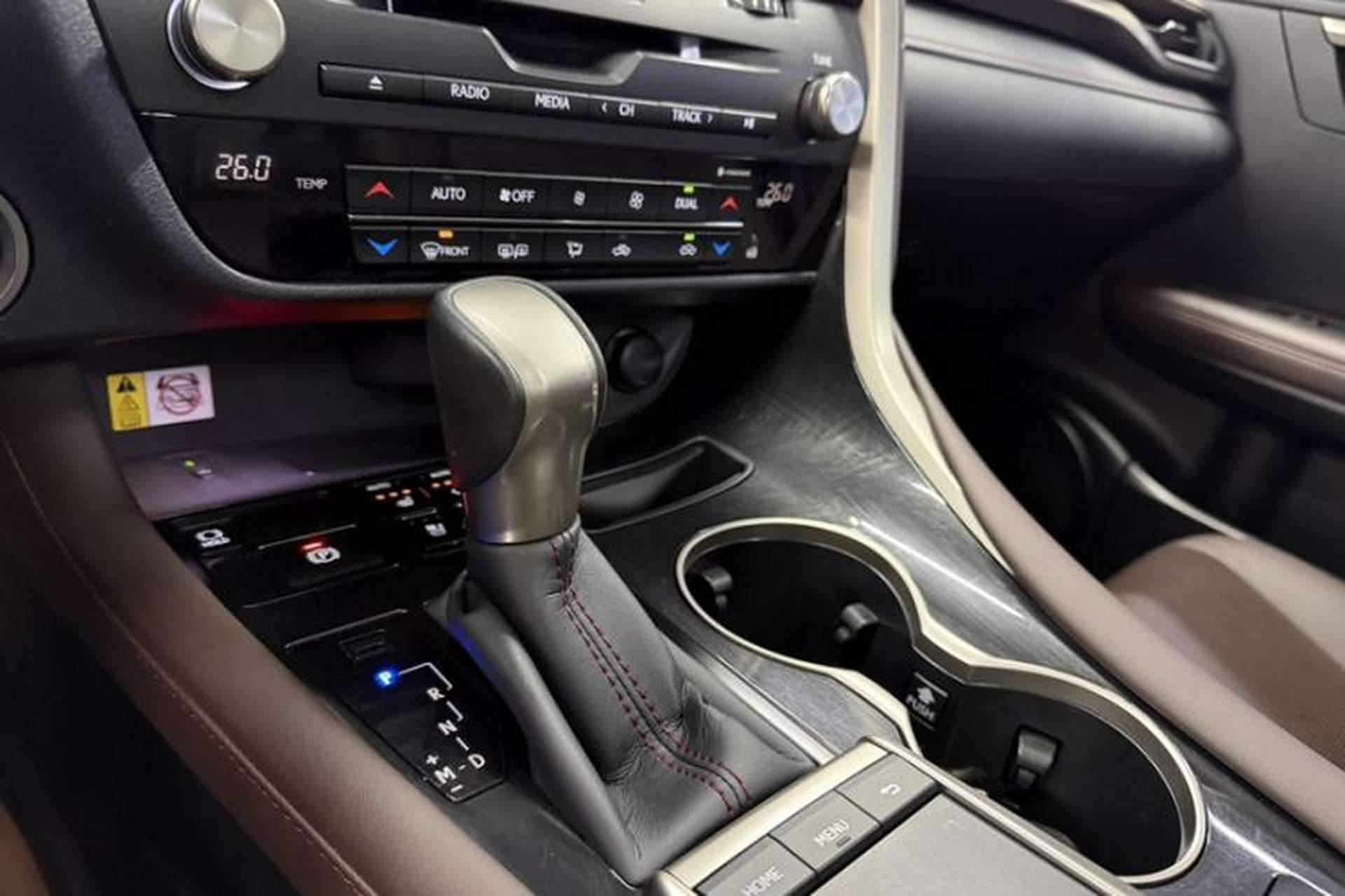 Used Lexus RX 2020 Facelifted 300 4x4 Elegant Edition Interior 5