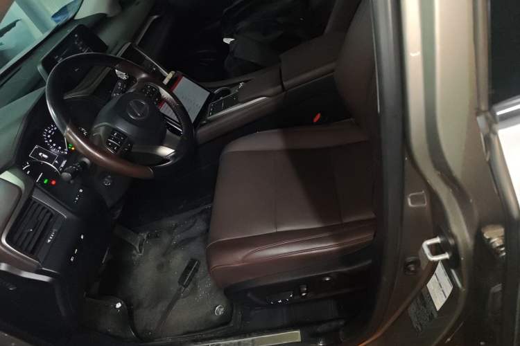 Used Lexus RX 2020 450h Four-Wheel Drive Elegant Edition China VI Standard Left Front Seat