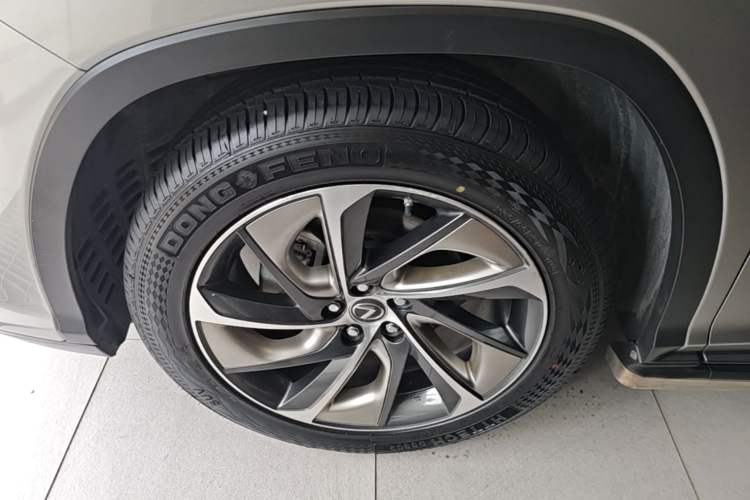 Used Lexus RX 2020 300 Two-Wheel Drive Elite Edition China VI Standard Left Front Wheel Hub