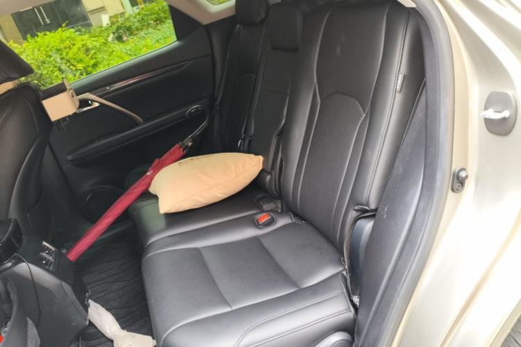 Used Lexus RX 2020 Revised Version 300 Two-Wheel Drive Elite Edition Left Rear Seat