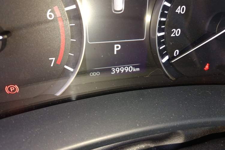 Used Lexus RX 2020 Facelifted 300 4x4 Elegant Edition Odometer Close Up
