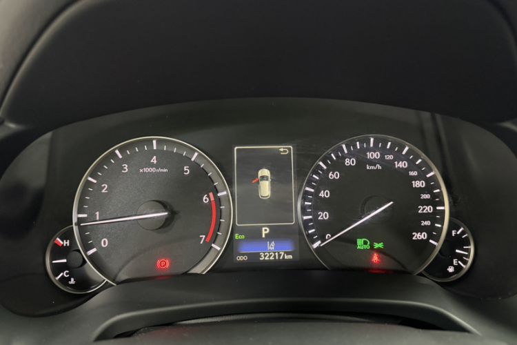 Used Lexus RX 2020 Facelifted 300 4x4 Elegant Edition Odometer Close Up