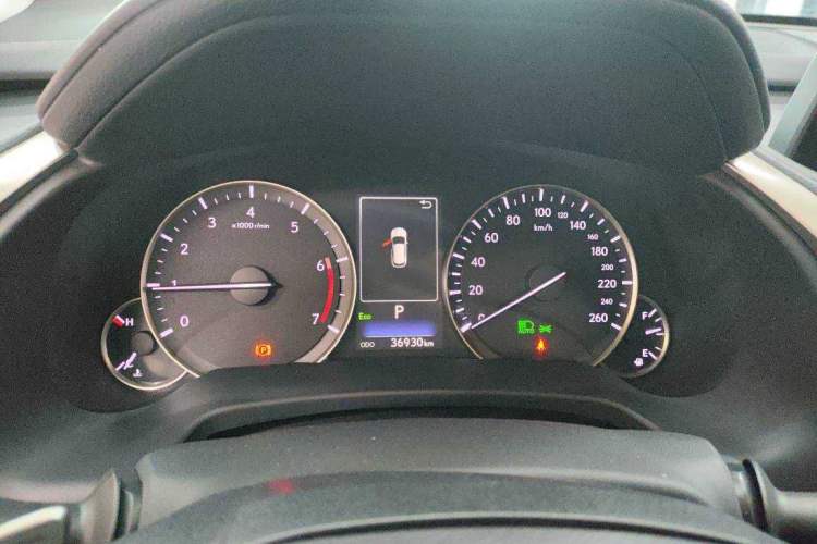 Used Lexus RX 2020 Facelifted 300 4x4 Elegant Edition Odometer Close Up