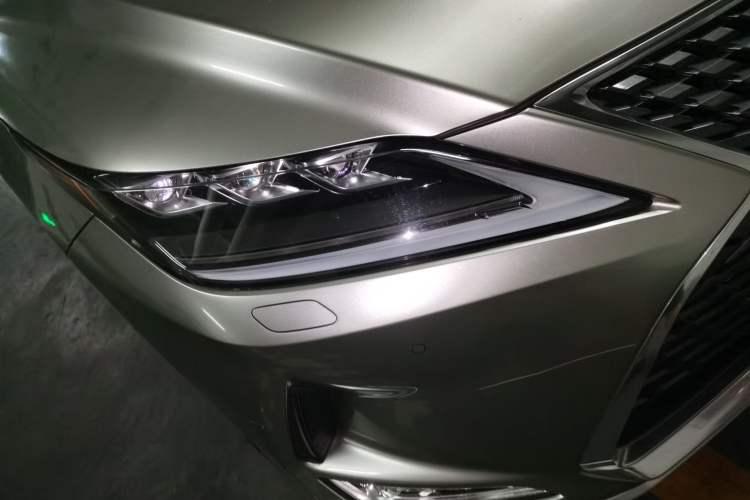 Used Lexus RX 2020 300 4x4 Elegant Edition China VI Right Front Headlight