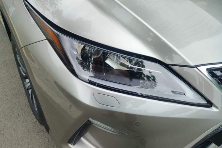 Used Lexus RX 2020 Revised Version 300 Two-Wheel Drive Elite Edition Right Front Headlight