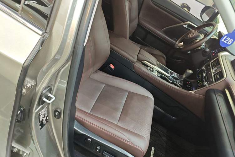 Used Lexus RX 2020 Facelifted 300 4x4 Elegant Edition Right Front Seat
