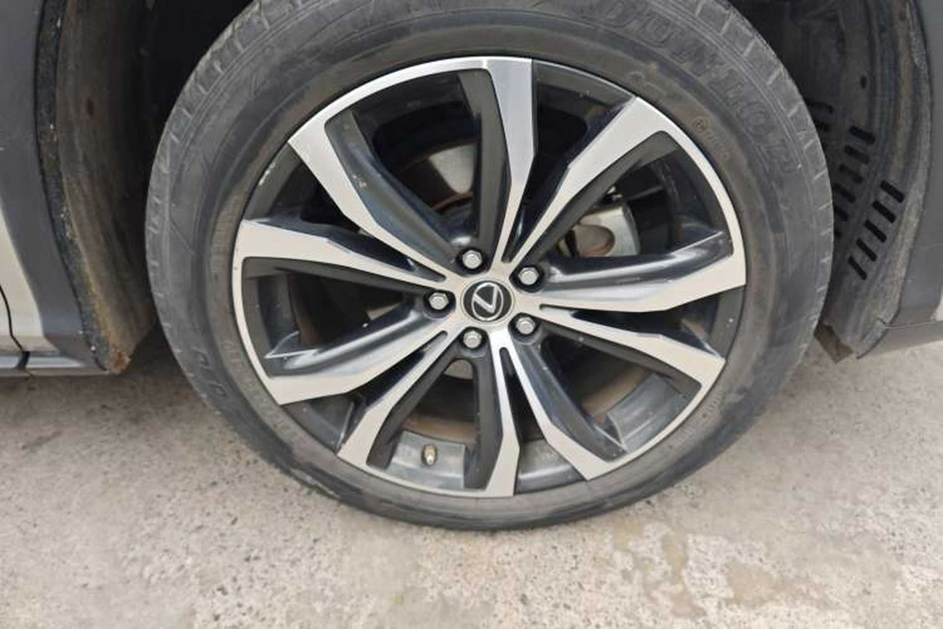 Used Lexus RX 2020 300 4x4 Elegant Edition China VI Right Front Wheel Hub
