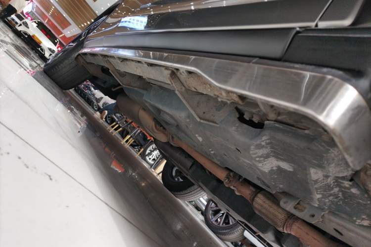 Used Lexus RX 2020 Facelifted 300 4x4 Elegant Edition Right Side Sill