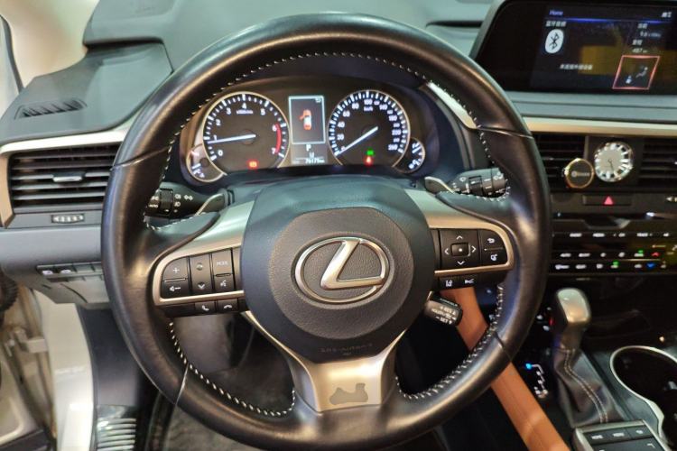 Used Lexus RX 2020 300 Two-Wheel Drive Comfort Edition China VI Standard Steering Wheel