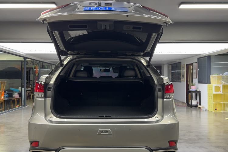 Used Lexus RX 2020 Revised Version 300 Two-Wheel Drive Elite Edition Trunk