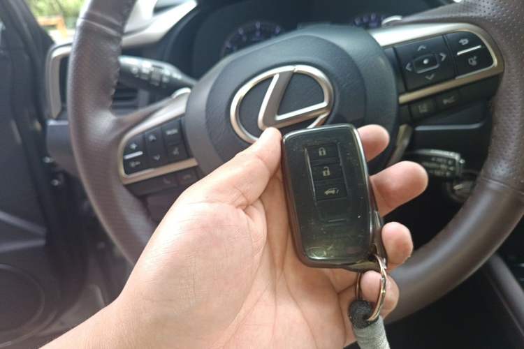 Used Lexus RX 2020 300 4x4 Elegant Edition China VI Vehicle Key