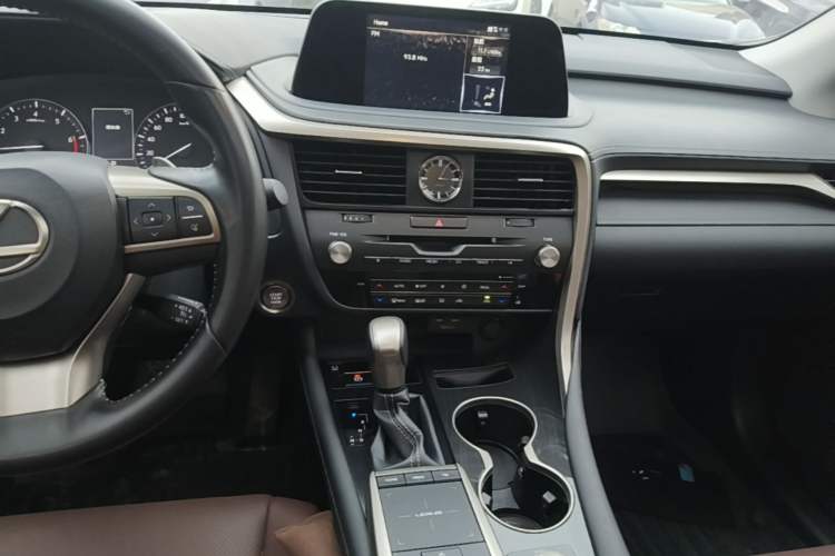 Used Lexus RX 2020 Revised Version 300 Two-Wheel Drive Elite Edition Audio And AC Panel