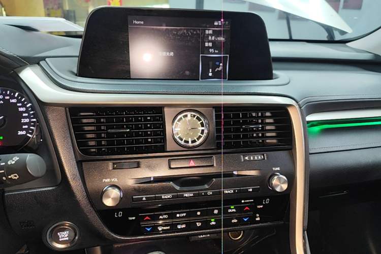 Used Lexus RX 2020 Revised Version 300 Two-Wheel Drive Elite Edition Audio And AC Panel