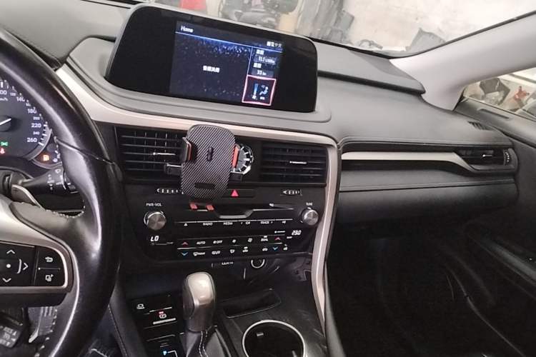 Used Lexus RX 2020 Revised Version 300 Two-Wheel Drive Elite Edition Audio And AC Panel