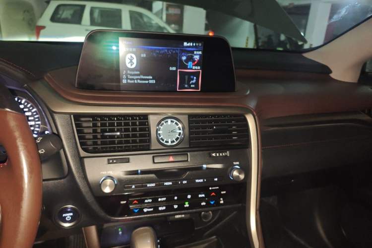 Used Lexus RX 2020 Revised Version 450h Four-Wheel Drive Elegant Edition Audio And AC Panel