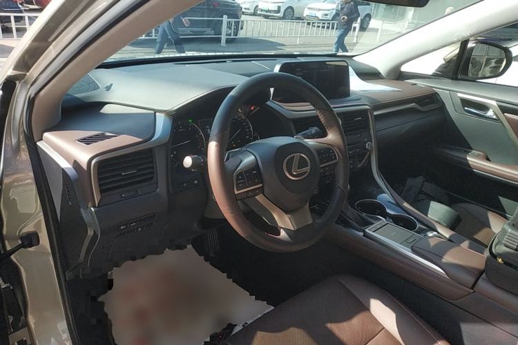 Used Lexus RX 2020 300 4x4 Elegant Edition China VI Center Console