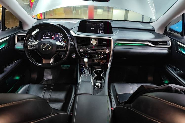 Used Lexus RX 2020 Revised Version 300 Two-Wheel Drive Elite Edition Center Console