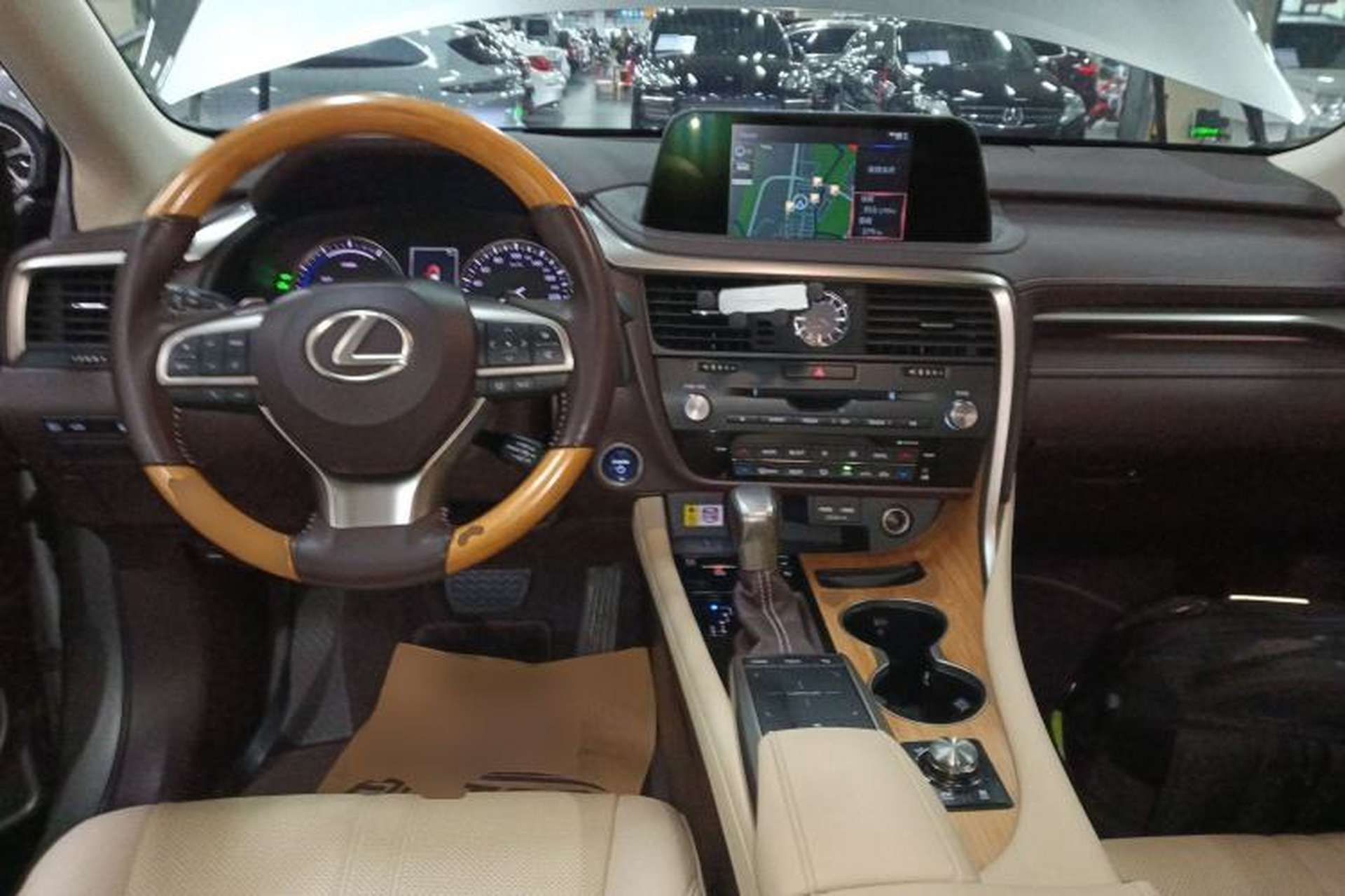Used Lexus RX 2020 450h Four-Wheel Drive Luxury Edition China VI Standard Center Console