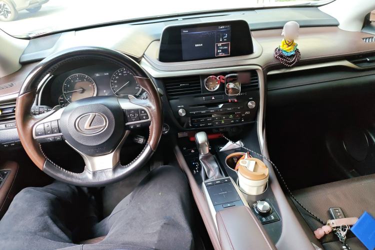 Used Lexus RX 2020 300 Two-Wheel Drive Comfort Edition China VI Standard Center Console