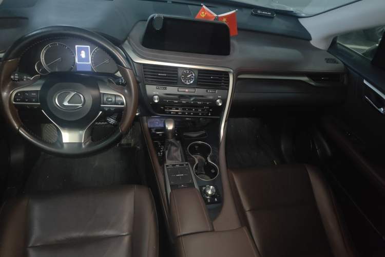 Used Lexus RX 2020 Facelifted 300 4x4 Elegant Edition Center Console