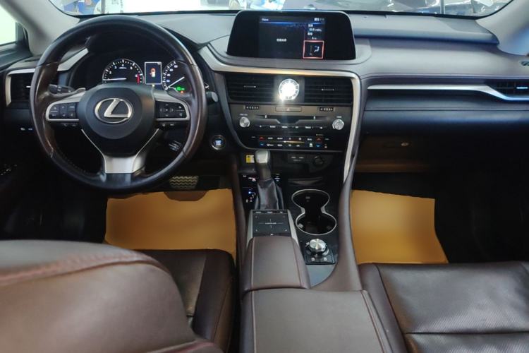 Used Lexus RX 2020 300 4x4 Elegant Edition China VI Center Console