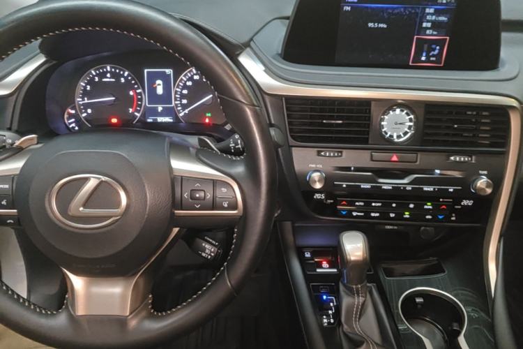 Used Lexus RX 2020 300 Two-Wheel Drive Elite Edition China VI Standard Center Console