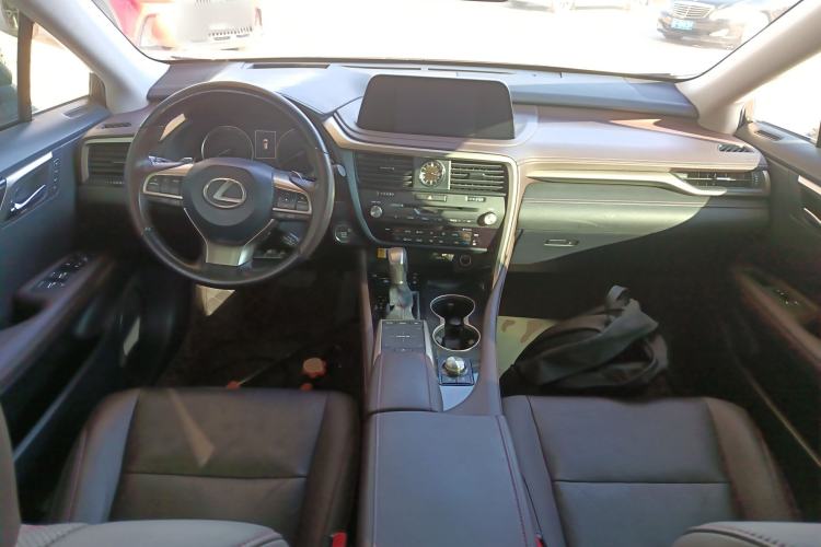 Used Lexus RX 2020 Facelifted 300 4x4 Elegant Edition Center Console