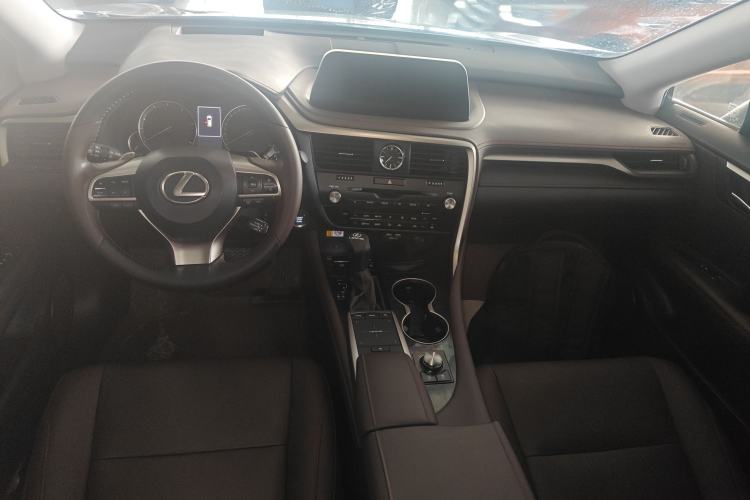 Used Lexus RX 2020 Facelifted 300 4x4 Elegant Edition Center Console