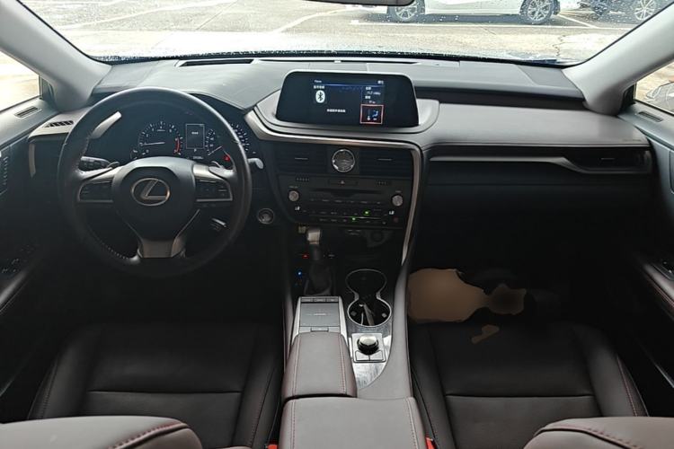 Used Lexus RX 2020 Facelifted 300 4x4 Elegant Edition Center Console