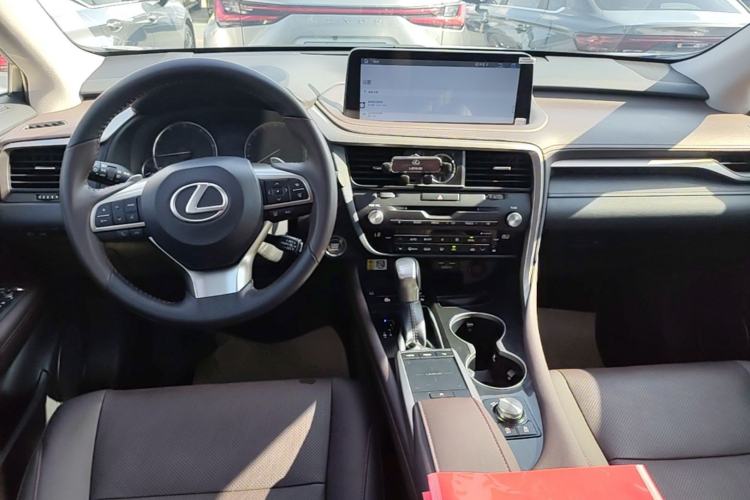 Used Lexus RX 2020 300 Two-Wheel Drive Comfort Edition China VI Standard Center Console