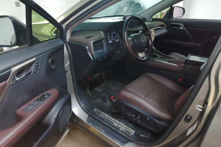 Used Lexus RX 2020 450h Four-Wheel Drive Elegant Edition China VI Standard Driver Seat