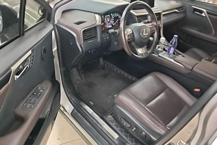 Used Lexus RX 2020 Facelifted 300 4x4 Elegant Edition Driver Seat