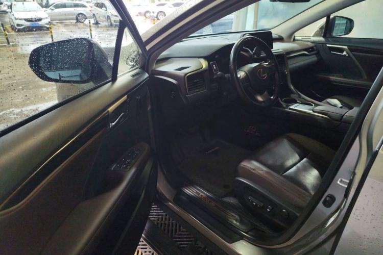 Used Lexus RX 2020 Facelifted 300 4x4 Elegant Edition Driver Seat