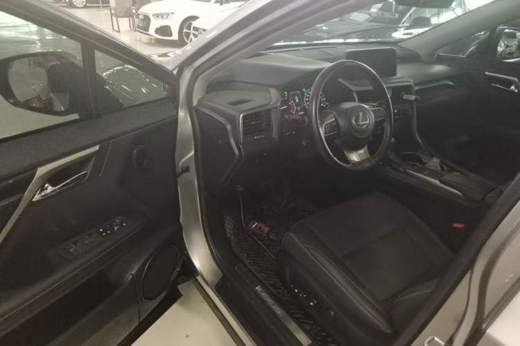 Used Lexus RX 2020 Revised Version 300 Two-Wheel Drive Elite Edition Driver Seat