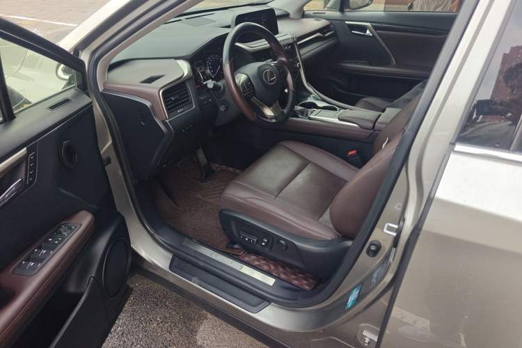 Used Lexus RX 2020 Revised Version 300 Two-Wheel Drive Comfort Edition Driver Seat