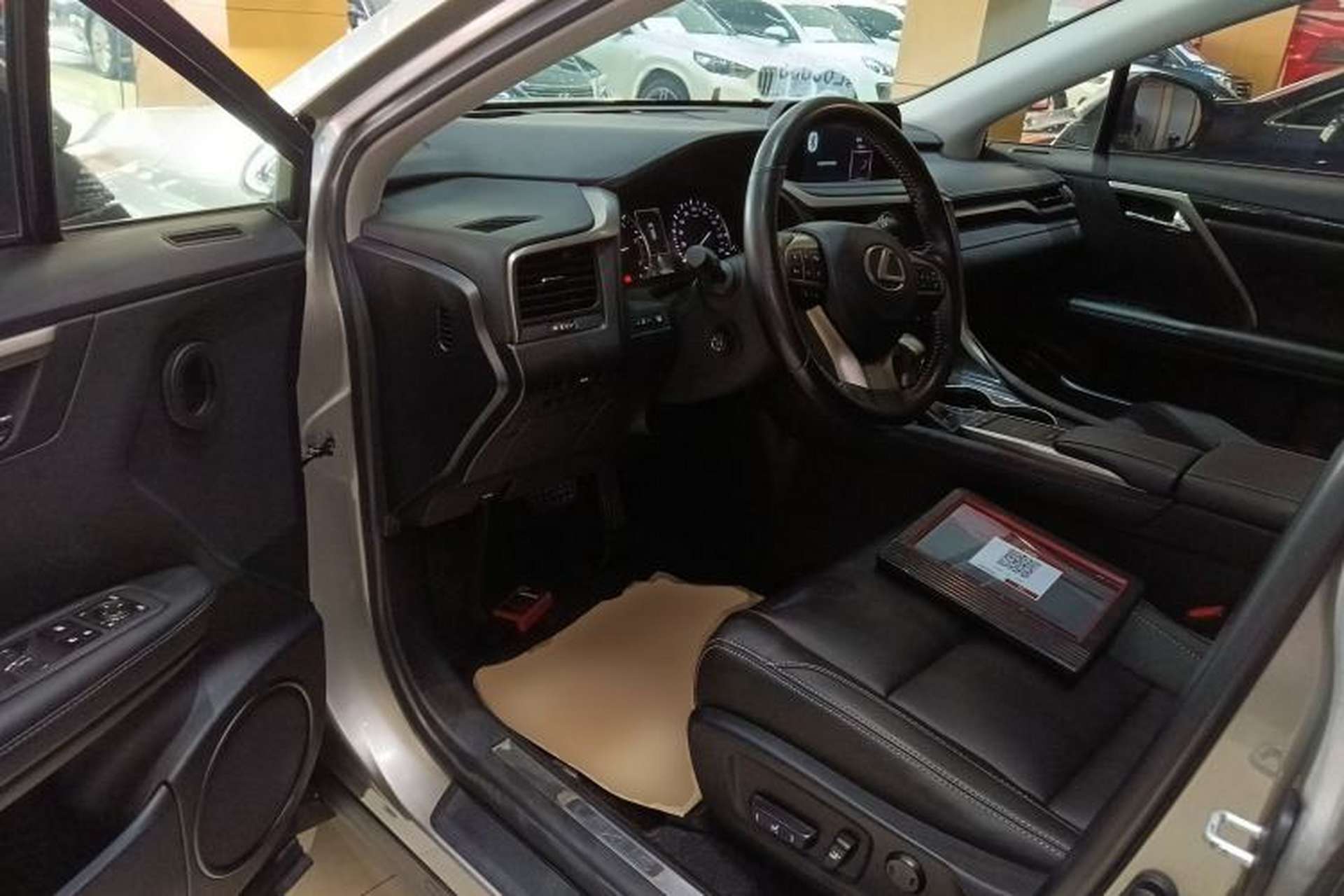 Used Lexus RX 2020 Revised Version 300 Two-Wheel Drive Elite Edition Driver Seat