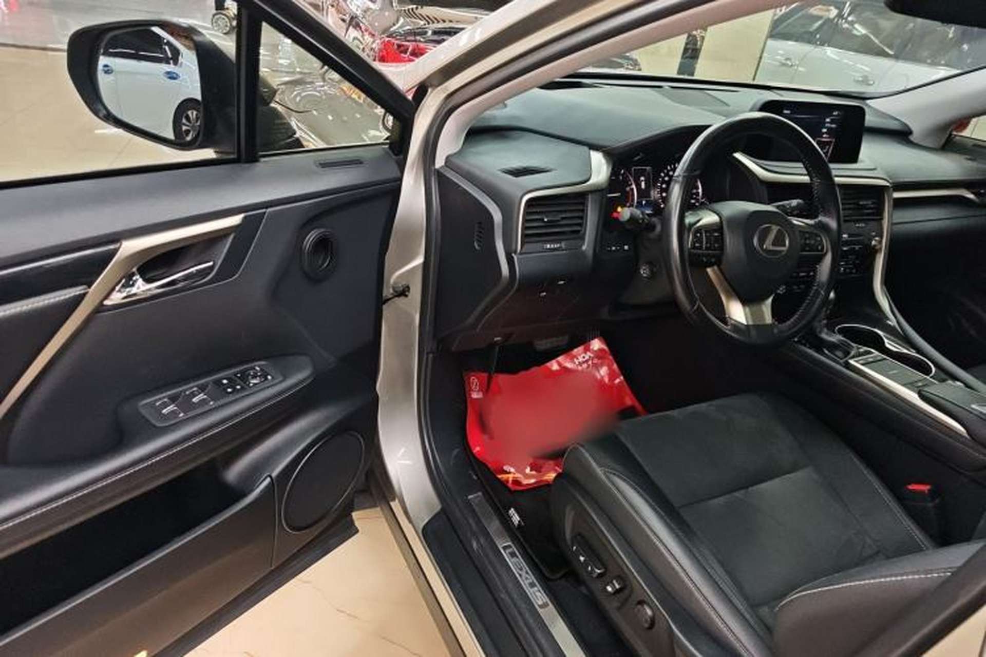 Used Lexus RX 2020 Revised Version 300 Two-Wheel Drive Elite Edition Driver Seat