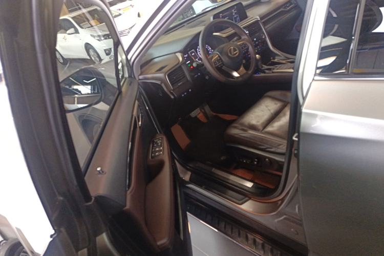 Used Lexus RX 2020 450h Four-Wheel Drive Elegant Edition China VI Standard Driver Seat