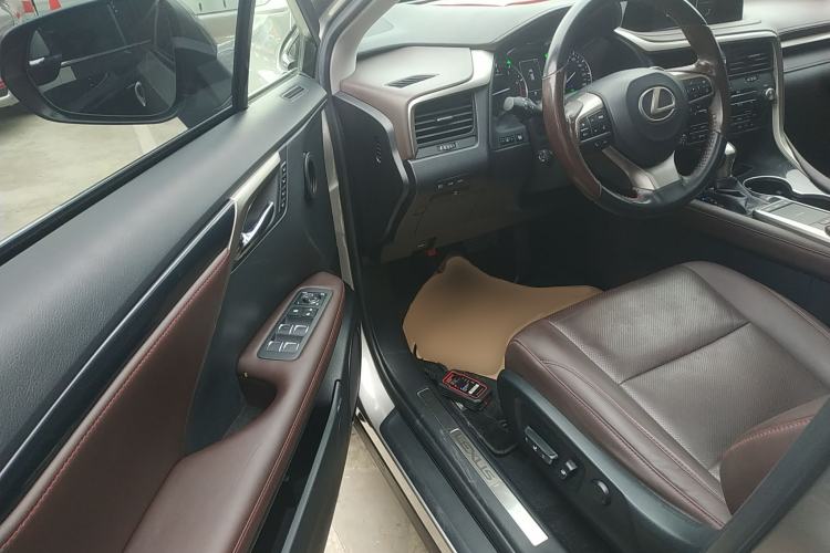 Used Lexus RX 2020 Facelifted 300 4x4 Elegant Edition Driver Seat