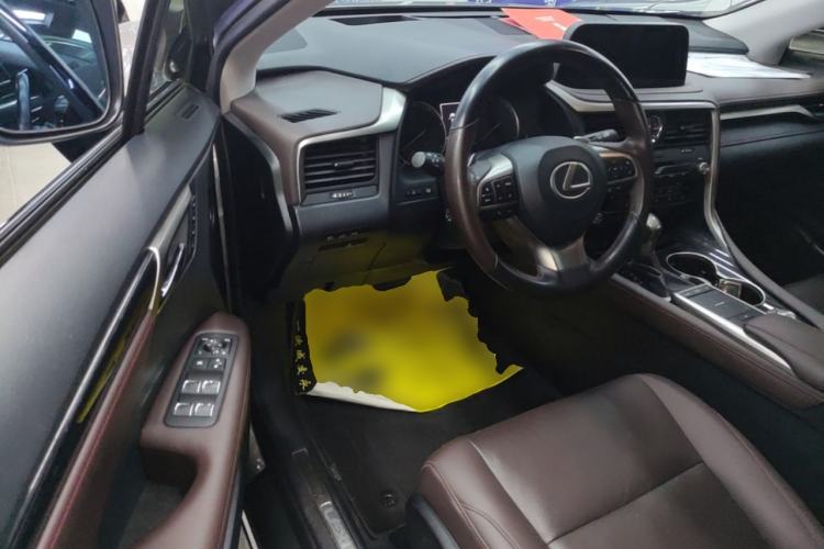 Used Lexus RX 2020 Facelifted 300 4x4 Elegant Edition Driver Seat