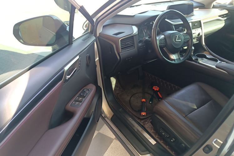 Used Lexus RX 2020 Facelifted 300 4x4 Elegant Edition Driver Seat