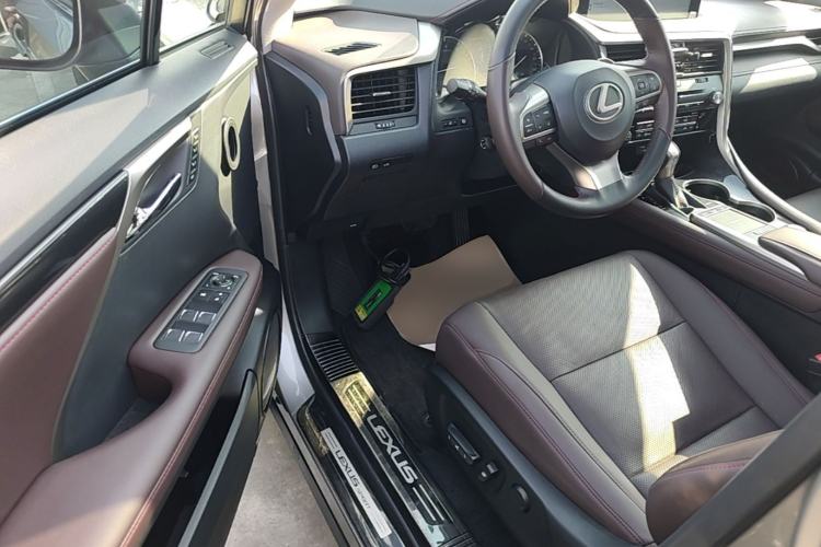 Used Lexus RX 2020 300 Two-Wheel Drive Comfort Edition China VI Standard Driver Seat