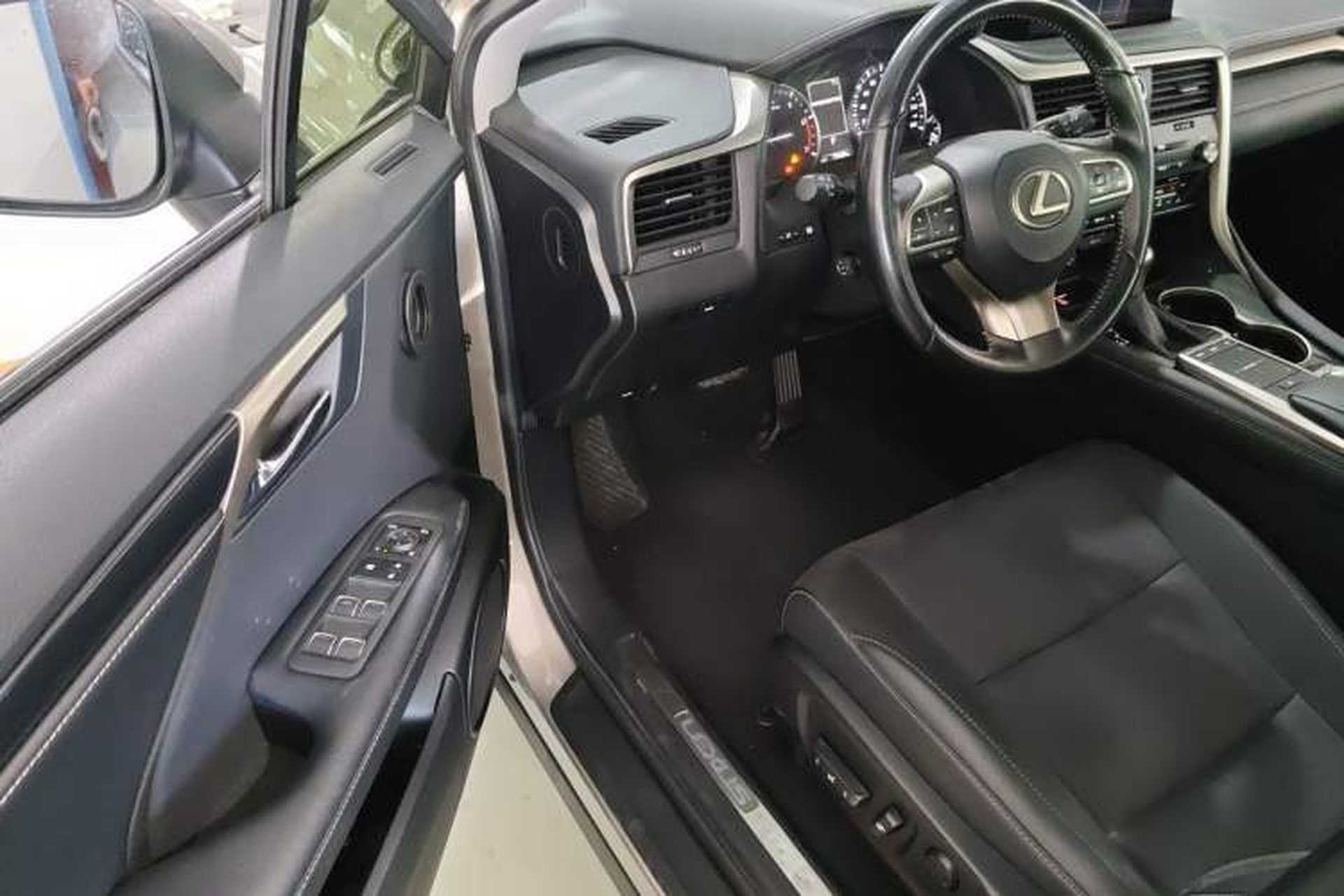 Used Lexus RX 2020 300 Two-Wheel Drive Elite Edition China VI Standard Driver Seat