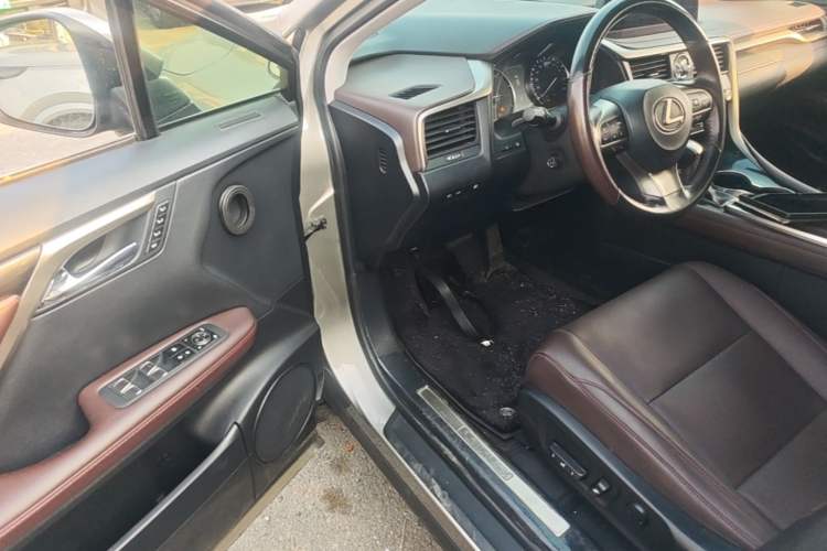 Used Lexus RX 2020 450h Four-Wheel Drive Elegant Edition China VI Standard Driver Seat