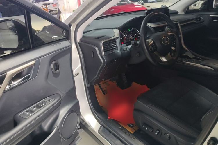 Used Lexus RX 2020 Revised Version 300 Two-Wheel Drive Elite Edition Driver Seat