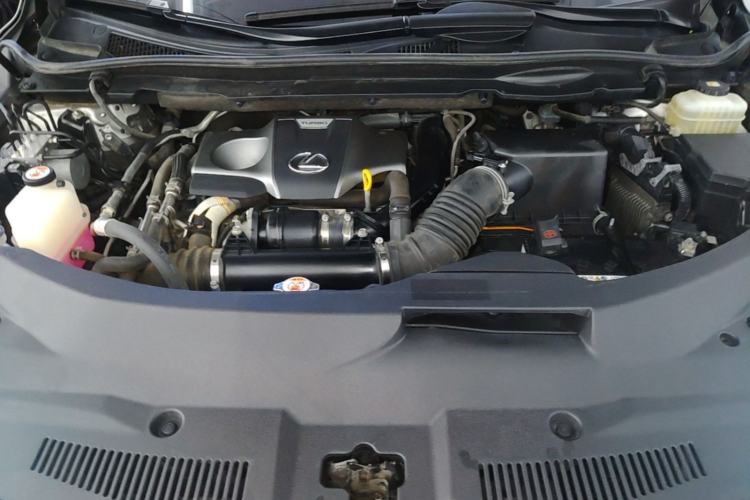 Used Lexus RX 2020 300 4x4 Elegant Edition China VI Engine Bay