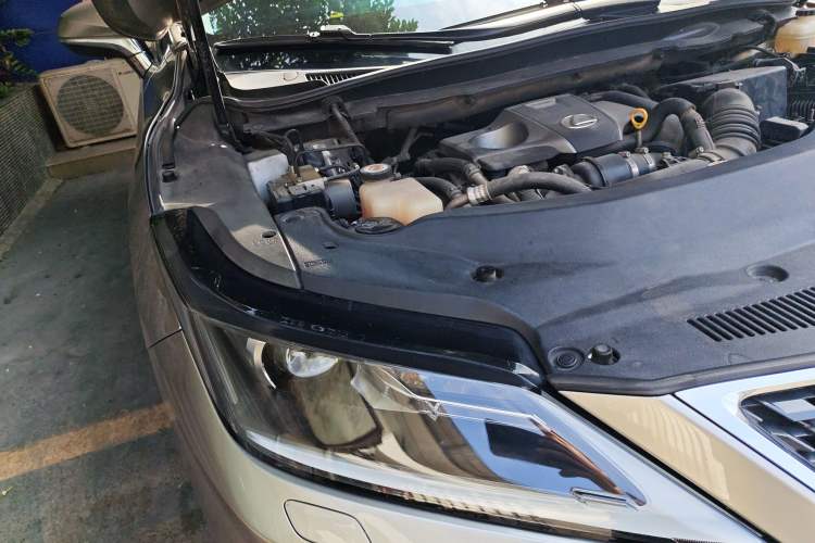 Used Lexus RX 2020 300 Two-Wheel Drive Comfort Edition China VI Standard Engine Bay Right