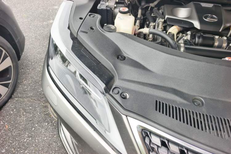 Used Lexus RX 2020 Revised Version 300 Two-Wheel Drive Elite Edition Engine Bay Right