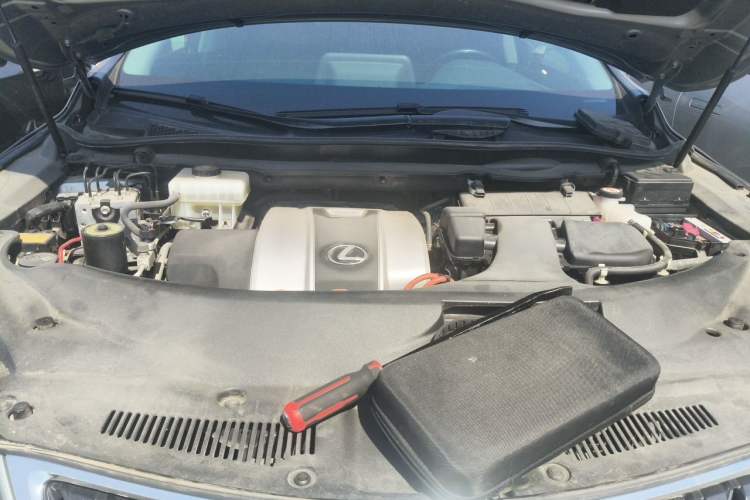 Used Lexus RX 2020 450h Four-Wheel Drive Elegant Edition China VI Standard Engine Bay