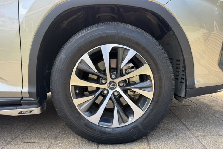 Used Lexus RX 2020 Revised Version 300 Two-Wheel Drive Elite Edition Exterior 2
